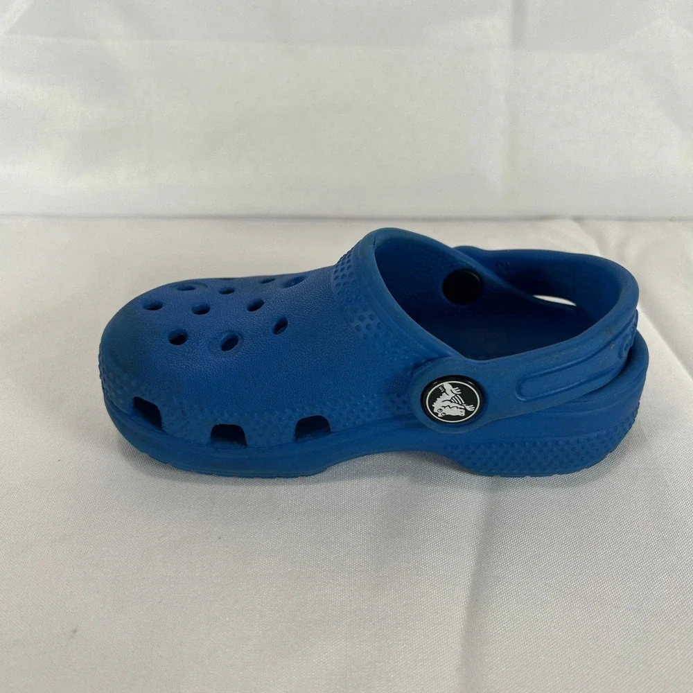 CROCS keywords gorpcore